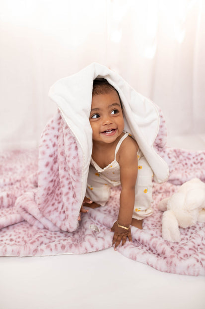 Ultra-Soft Jaguar Print Blanket for Babies – Lilac Faux Fur, Satin Trimmed - 29x36"