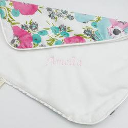 Lyra Spring 3-pc Bouquet Gift Set in a Box