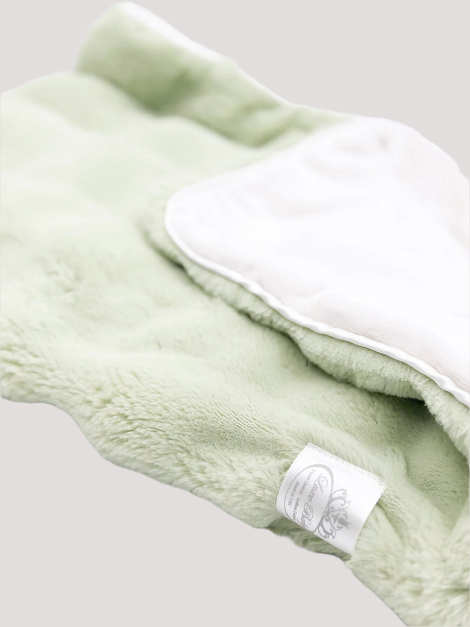 Liam Faux Fur Sage Blanket
