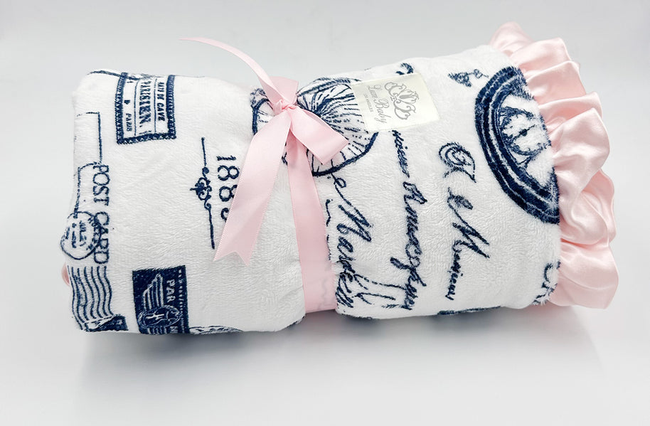 Emely in Paris Print Blanket