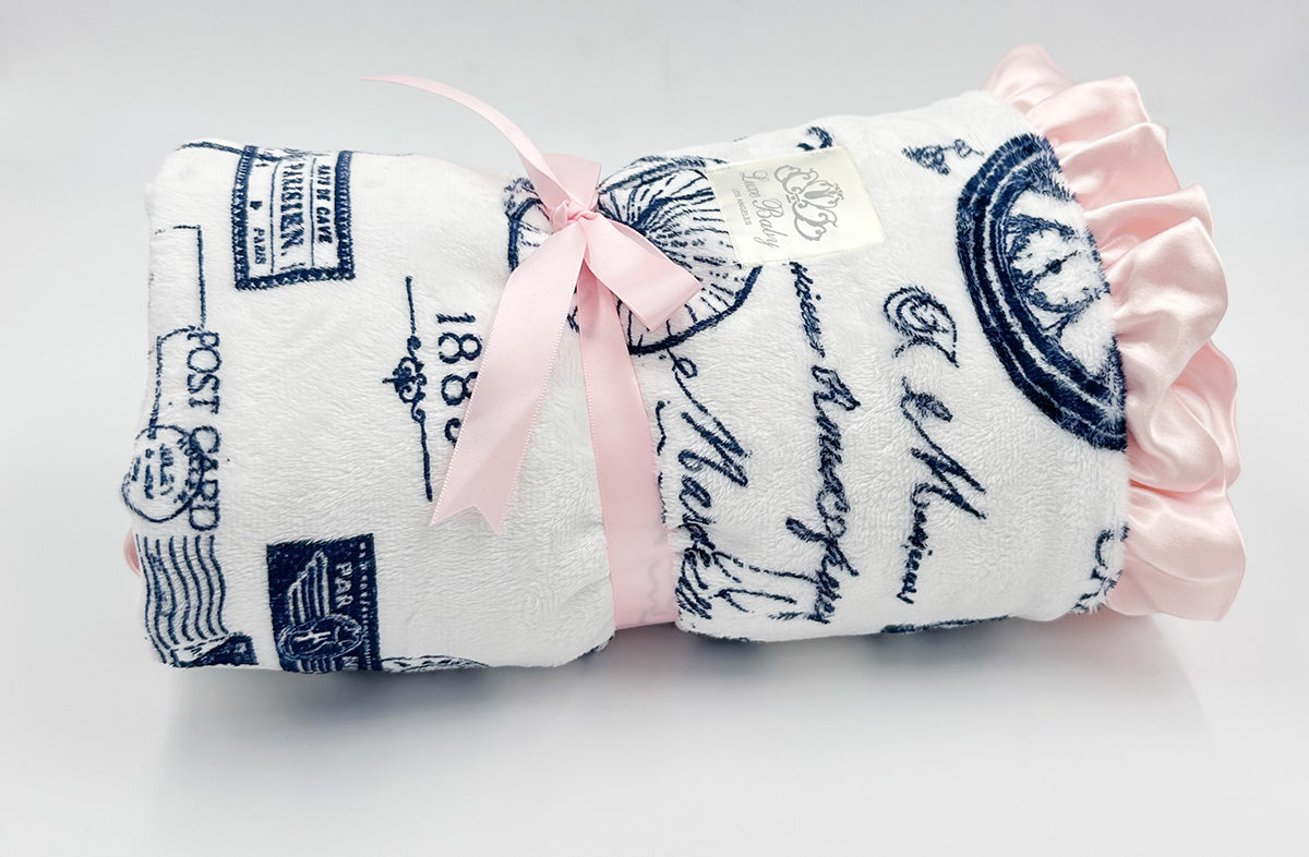 Emely in Paris Print Blanket