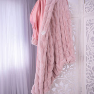 Luxe Clouds Faux Fur Throw Blanket